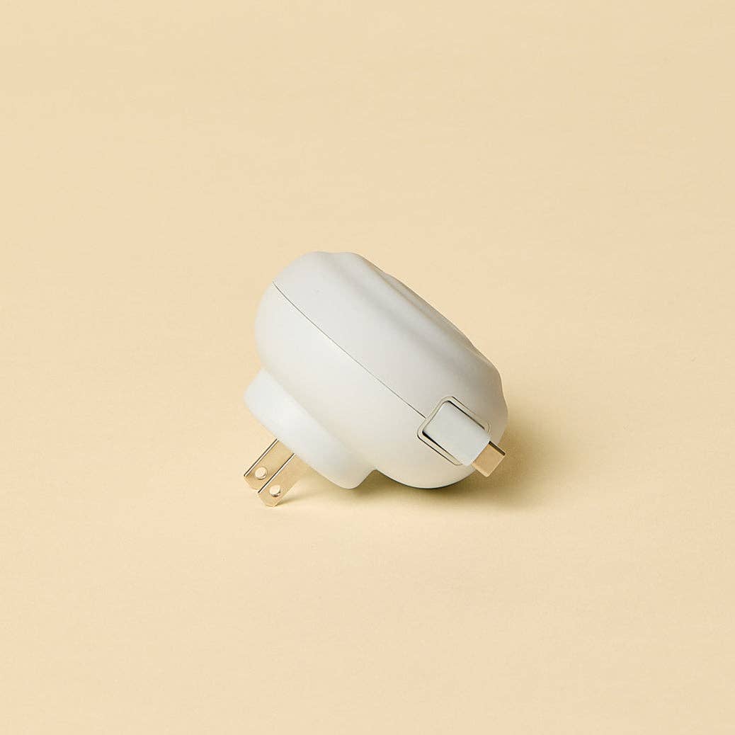 Retractable Charger in Heaven
